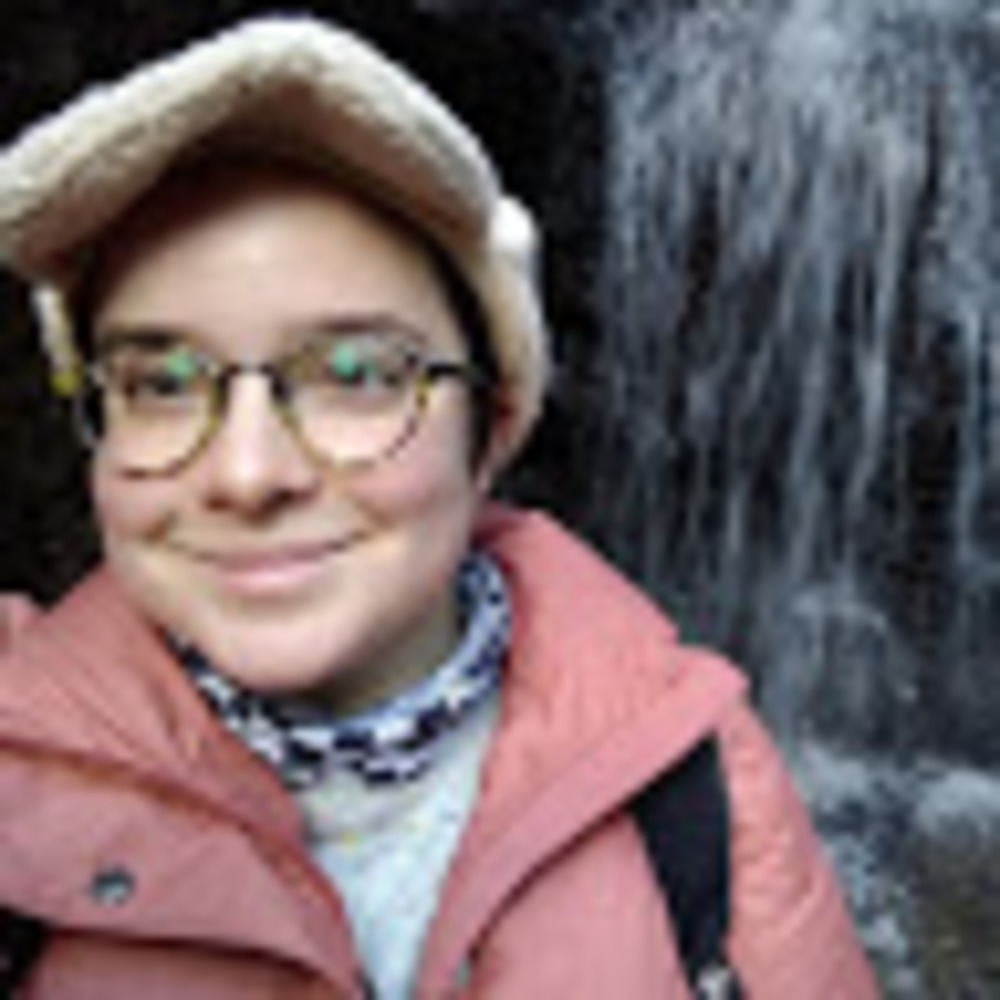 Meet your Posher, Emily